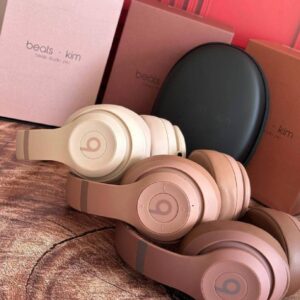 Auriculares Beats Studio Pro x Kim Kardashian